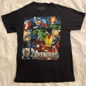 Marvel Avengers movie tee size men’s medium Black